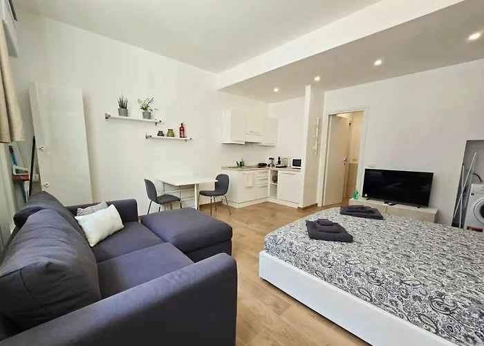 Yr - Tibaldi 아파트 *